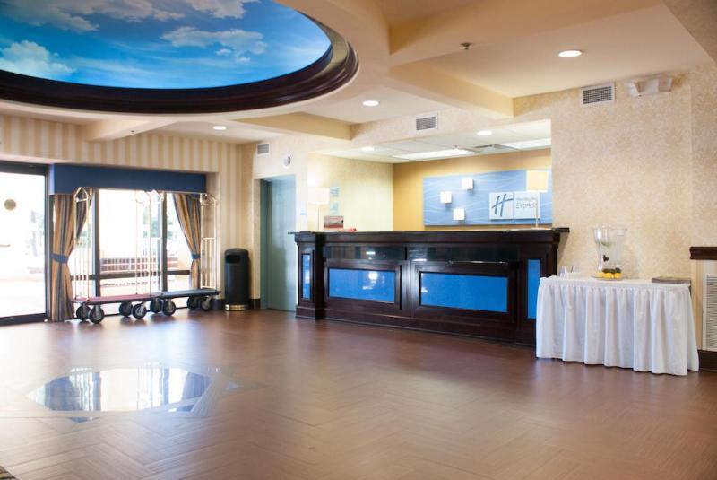 Holiday Inn Express Hotel & Suites Jacksonville-South By Ihg Exterior foto