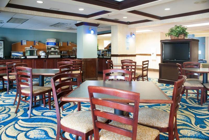 Holiday Inn Express Hotel & Suites Jacksonville-South By Ihg Exterior foto